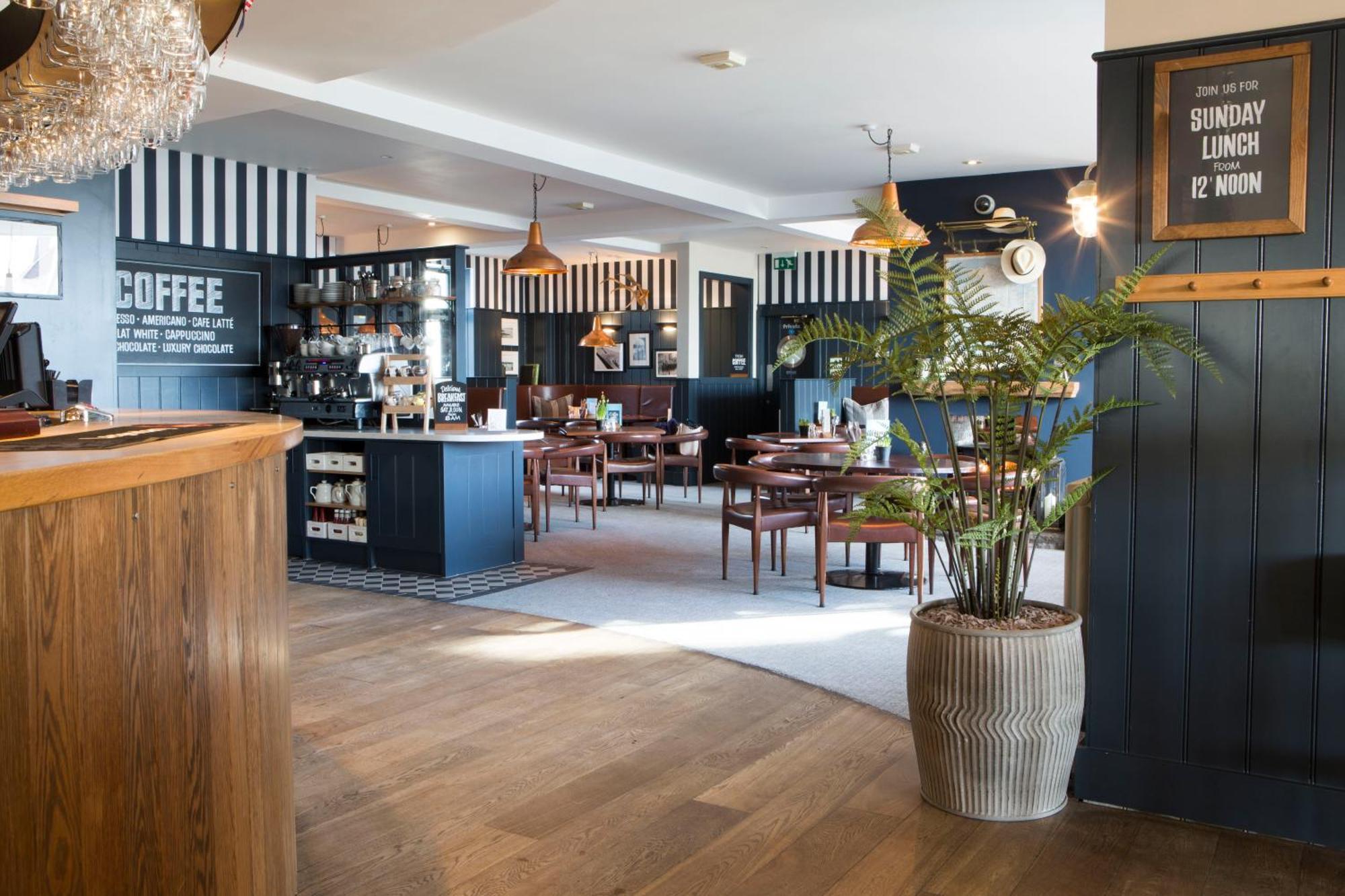Seacroft Hotel Trearddur Exterior photo